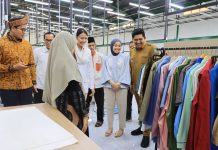 Kunjungi Sentra Fashion SKL, Wamendag RI Puji Kreativitas IKM Bintan