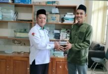 Kemenag Serahkan Wakaf Al-Qur’an untuk Dukung Safari Ramadhan DEMA STAI Natuna