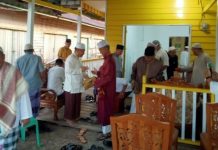 Penuh Kehangatan! Open House Idulfitri H. Mustamin Bakri Diserbu Warga Sedanau